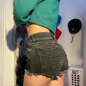 american egale black denim shorts size 4